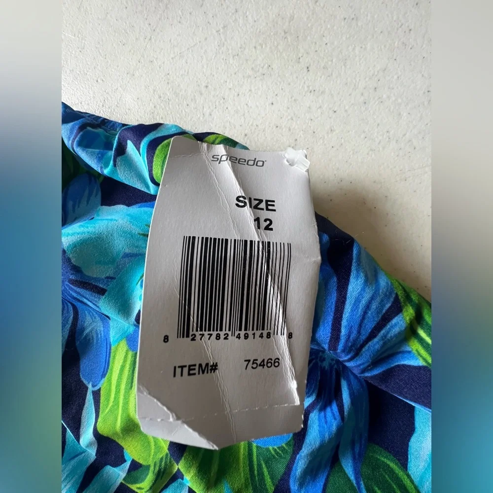 SPEEDO WOMAN’S SIZE 12 BLUE & GREEN FLORAL ONE-PIECE SWIMSUIT.  NWT  NOT PADDED
